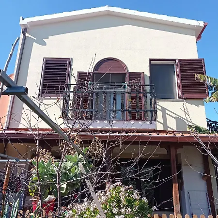 Casa Roberta Apartment Villa San Pietro