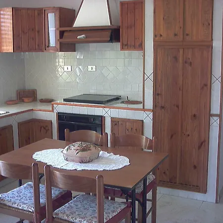 Casa Roberta Apartment *