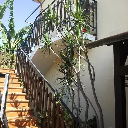 Casa Roberta Apartment *